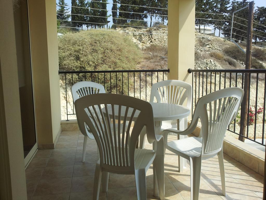 Lazaros Pissouri Apartments Δωμάτιο φωτογραφία